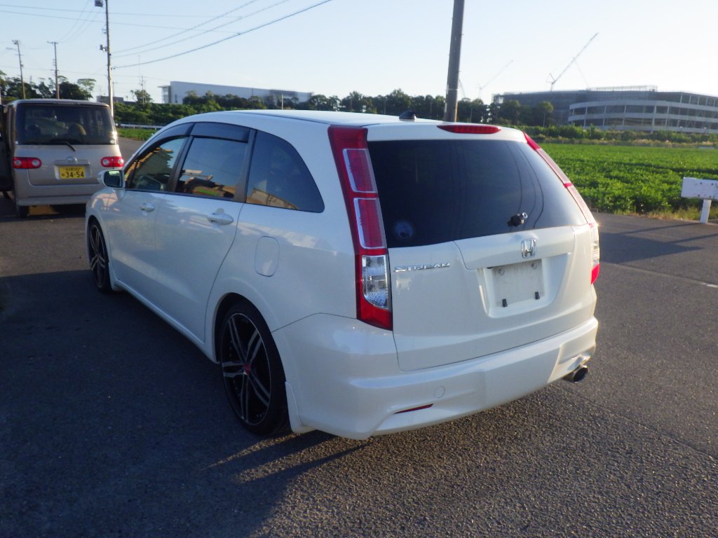 2012 Honda Stream
